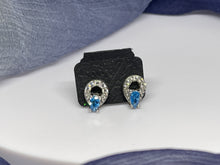 Cargar imagen en el visor de la galería, 925 Silver Transparent White &amp; Light Blue Stone Stud Earrings