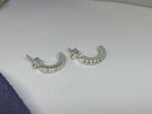 Cargar imagen en el visor de la galería, 925 Silver Transparent Gems Stud Earrings