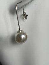 Load image into Gallery viewer, 925 Silver Pearl Single Earring ( Only one)
