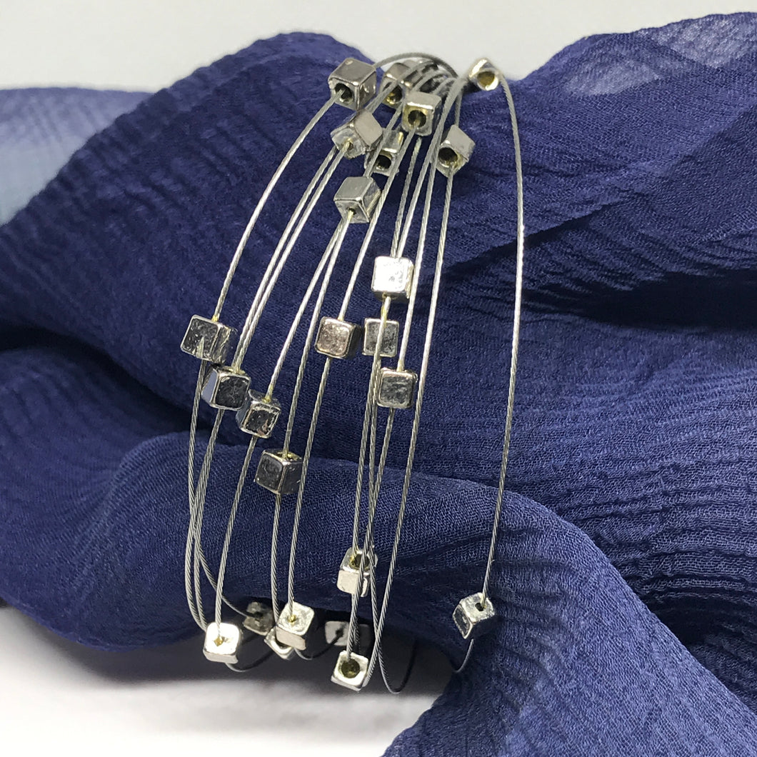 Metal bracelet-square metal beads-magnetic closure