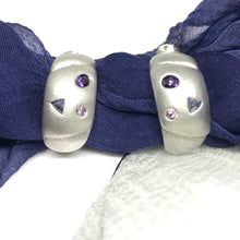 Cargar imagen en el visor de la galería, Silver Purple Amethyst Stud Earring