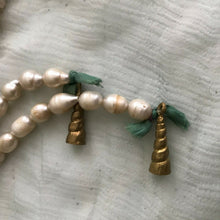 Cargar imagen en el visor de la galería, Vintage Ottoman Style Special Design Freshwater Pearl &amp; Silk Necklace